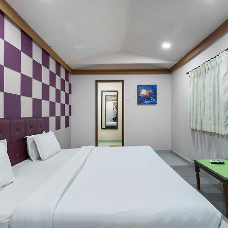 Capital O 47539Capital O Umbergaon Club Hotel Umargam Luaran gambar