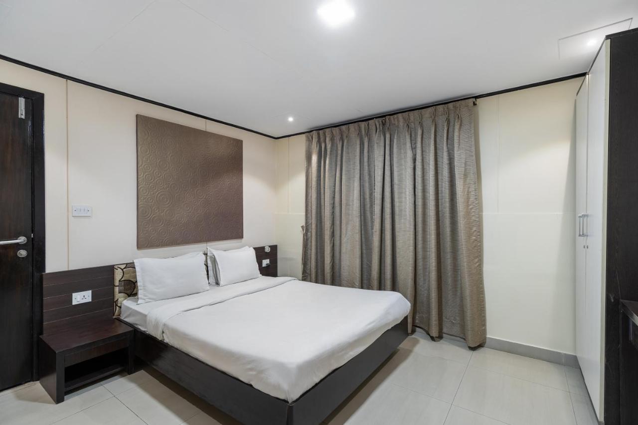 Capital O 47539Capital O Umbergaon Club Hotel Umargam Luaran gambar